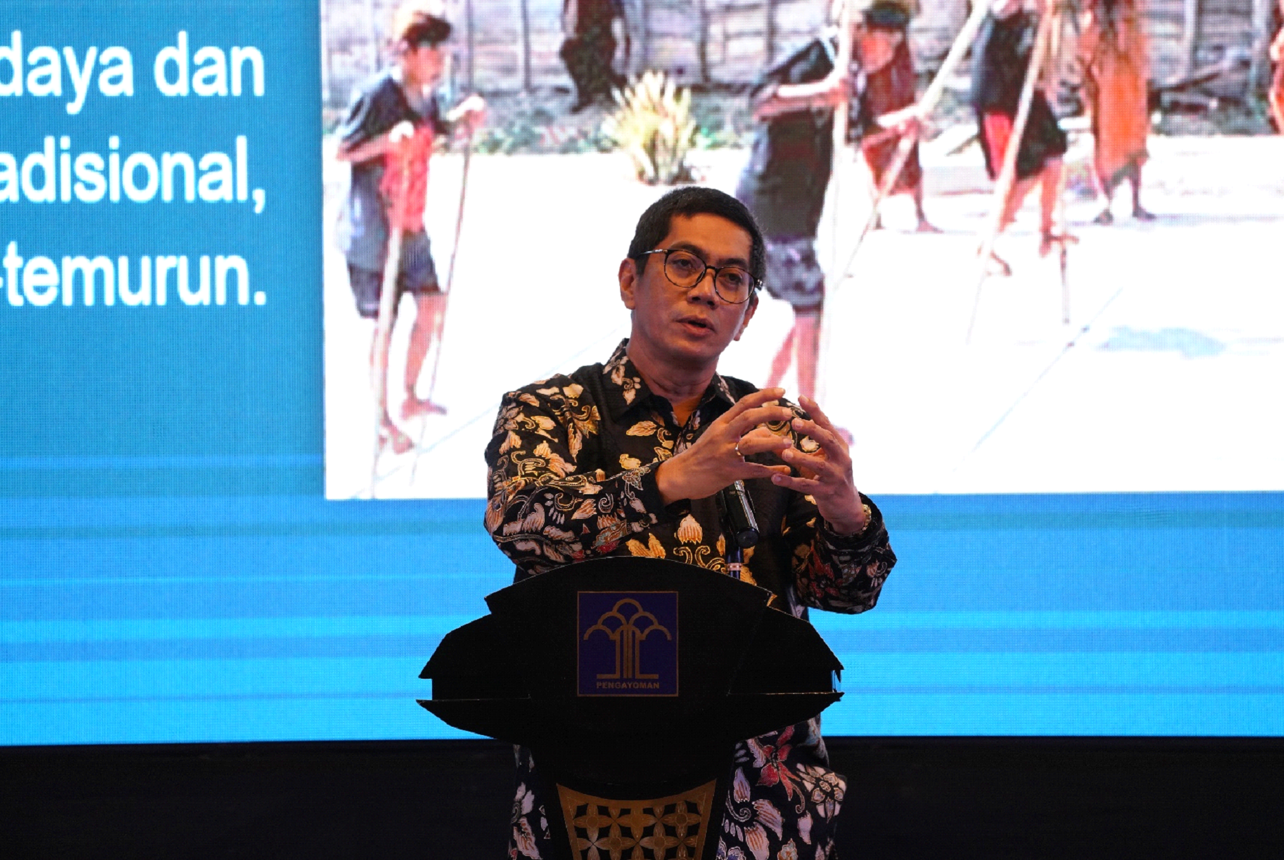 Pro Kontra Royalti Hak Cipta